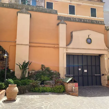 Hotel Basilica 3*