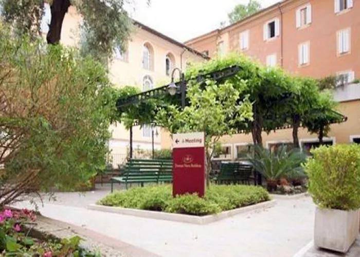 מלון Basilica 3*